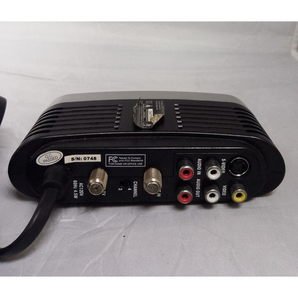 Philips RF Modulator PH61156, Digital to Analog adapter - Picture 2 of 3